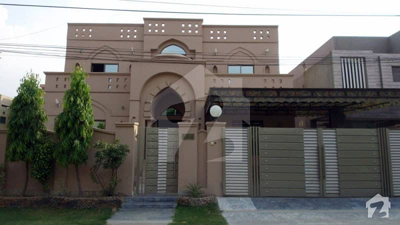 1 Kanal House For Sale In B Blcok Of Punjab Coop Housing Society Lahore