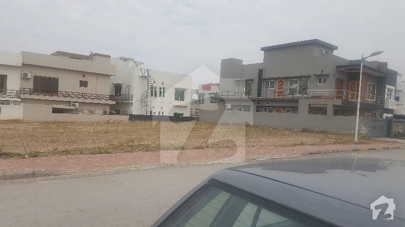 Plot For Sale In A Block 300 Series Near Mosque Park And Commercial Area Solid Land