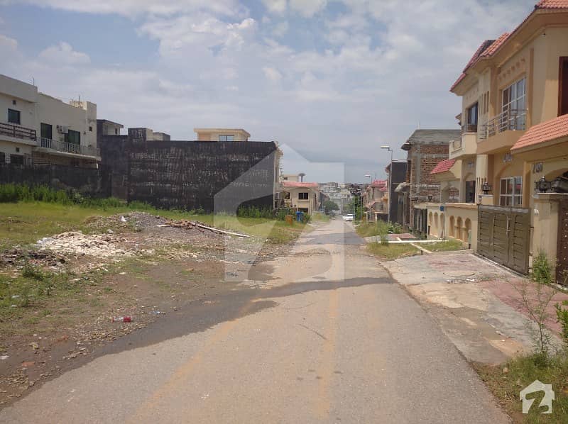 Safari Valley 7 Marla Plot For Sale Bahria Town Phase 8 Abu Bakar