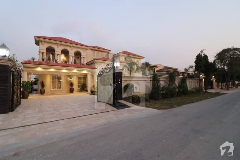 2 Kanal Faisal Rasool Design Fully Furnished Bunglow For Sale in DHA Lahore
