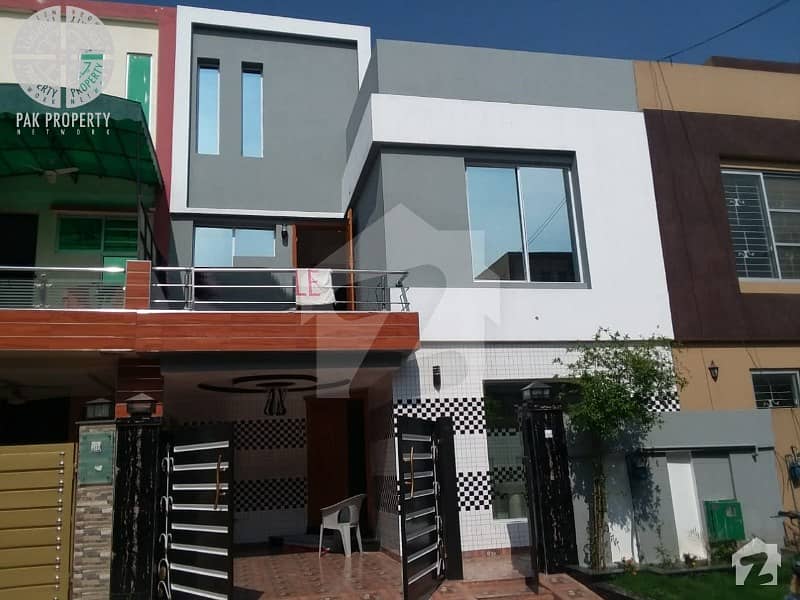 Outstanding 5 Marla House for Sale in BB Block Bahria Town Lahore