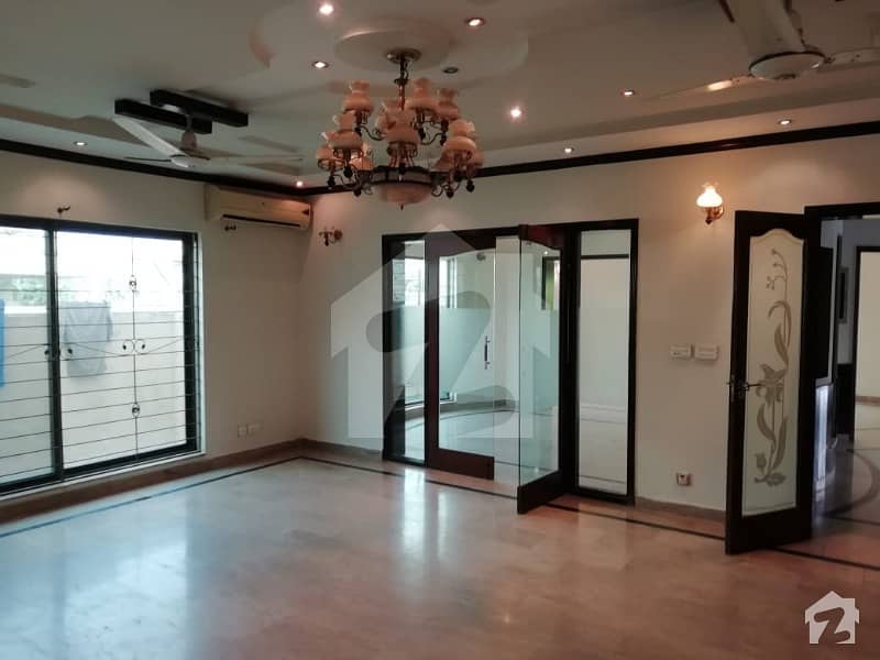 1 Kanal 1 Bed Lower Portion Is Available For Rent