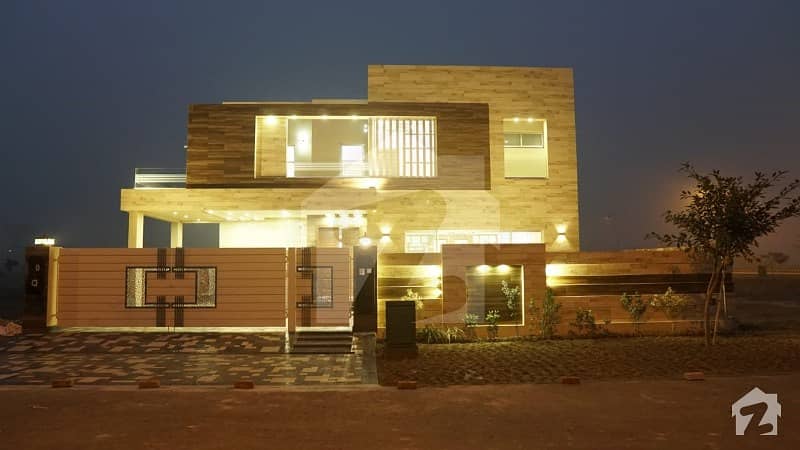 One Kanal Designer House For Sale At Reasonable Demand In The Heart Of Dha Lahore Cantt