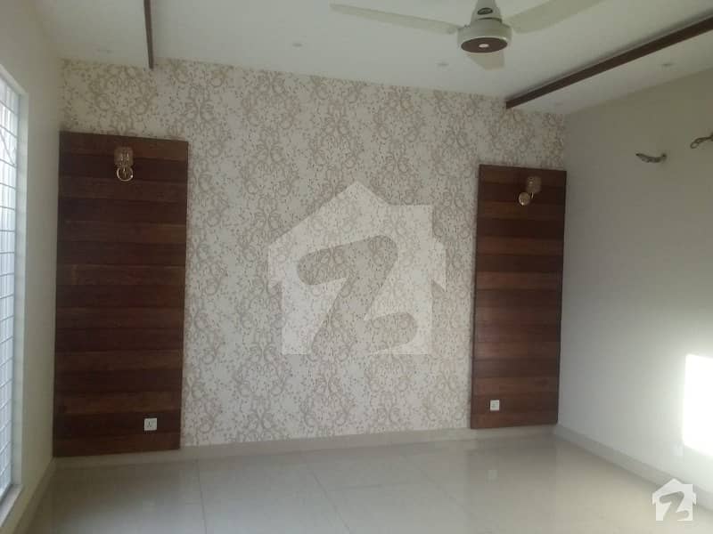 10 MARLA CORNER HOUSE FOR SALE IN DHA PHASE 6