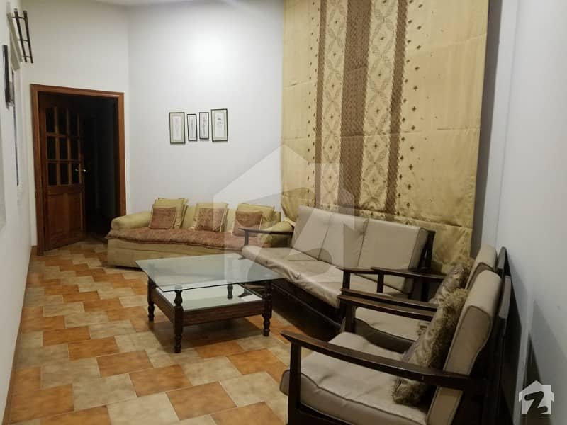 Fully Furnished Room For Rent Best For Male Executives Only In D H A Phase 2 Block R At Near Opposite Lums University
