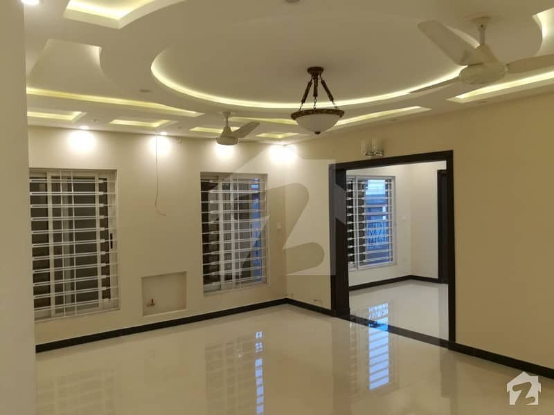Stunning One Kanal Upper Portion For Rent In Phase III