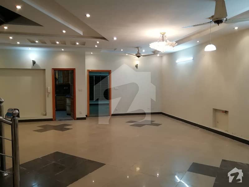 Beautiful Single Unit House In Phase 4 Bahria Town