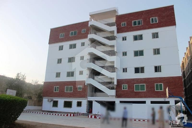 سیرینا ہِلز اندہ موڑ روڈ کراچی میں 3 کمروں کا 4 مرلہ فلیٹ 55 لاکھ میں برائے فروخت۔