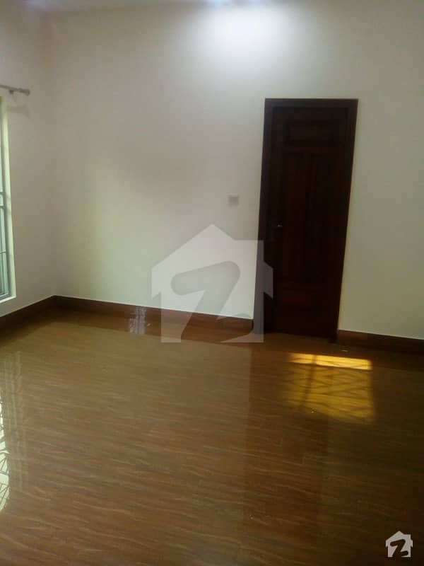 10 Marla Lower Portion For Rent In Pak Arab Society