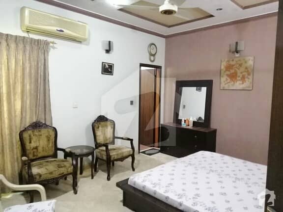 جوہر ٹاؤن لاہور میں 1 کمرے کا 2 مرلہ فلیٹ 17 ہزار میں کرایہ پر دستیاب ہے۔