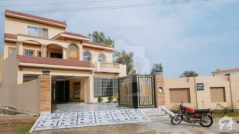 25 Marla Brand New Bungalow For Sale 100 Feet Road