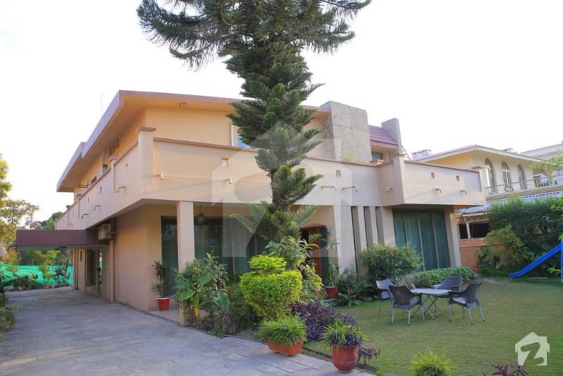 لدھڑ بیدیاں روڈ لاہور میں 2 کمروں کا 10 مرلہ مکان 28 ہزار میں کرایہ پر دستیاب ہے۔