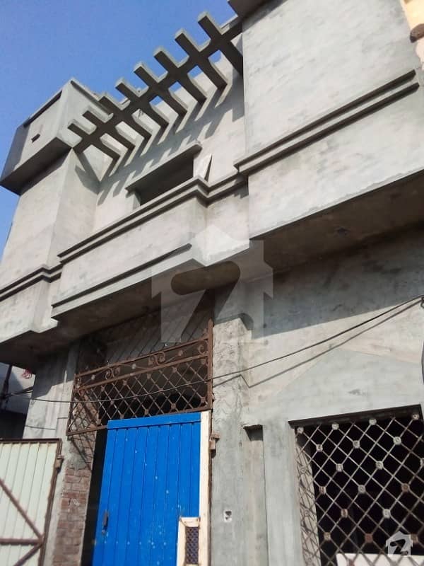 نثار کالونی فیصل آباد میں 4 کمروں کا 2 مرلہ مکان 40 لاکھ میں برائے فروخت۔