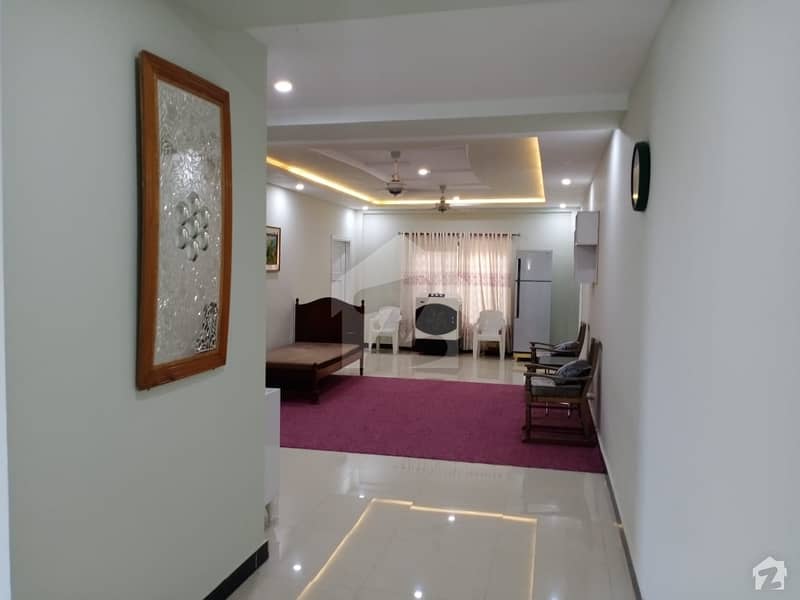 Penthouse For Sale In Silk Center  Near Deans Complex Phase 3 Chowk