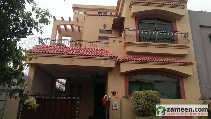 Used House For Sale 5 Marla DHA Phase 5 B Block Fully Basement
