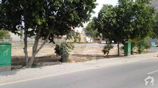 پبلک ہیلتھ سوسائٹی بحریہ ٹاؤن سیکٹر B بحریہ ٹاؤن لاہور میں 3 مرلہ کمرشل پلاٹ 1.35 کروڑ میں برائے فروخت۔ پبلک ہیلتھ سوسائٹی بحریہ ٹاؤن سیکٹر B بحریہ ٹاؤن لاہور میں 3 مرلہ کمرشل پلاٹ 1.35 کروڑ میں برائے فروخت۔
