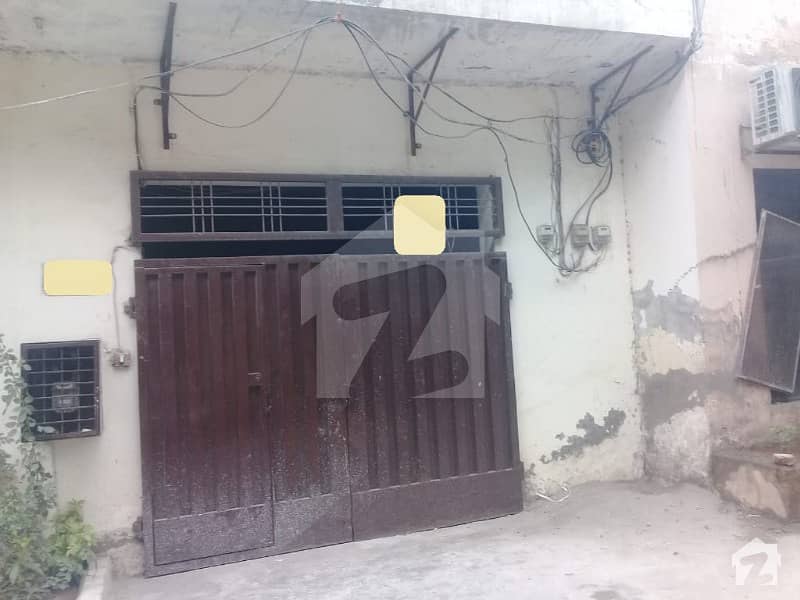 7 Marla Upper Portion Is Available For Rent In Mateen Avenue At Prime Location