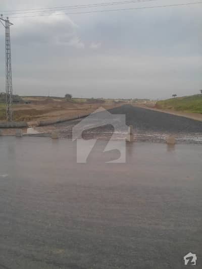 ڈی ایچ اے ویلی - لِلی سیکٹر ڈی ایچ اے ویلی ڈی ایچ اے ڈیفینس اسلام آباد میں 8 مرلہ کمرشل پلاٹ 72 لاکھ میں برائے فروخت۔ ڈی ایچ اے ویلی - لِلی سیکٹر ڈی ایچ اے ویلی ڈی ایچ اے ڈیفینس اسلام آباد میں 8 مرلہ کمرشل پلاٹ 72 لاکھ میں برائے فروخت۔