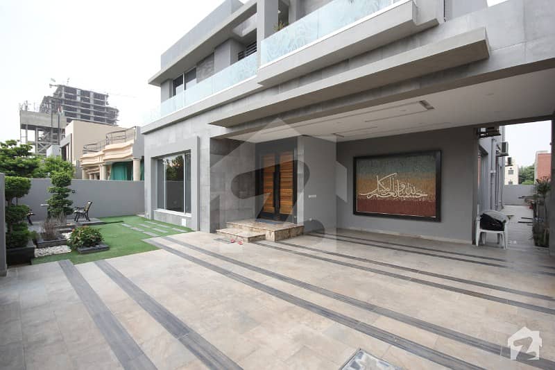 1 Kanal Beautiful Upper Portion For Rent In DHA Phase 8