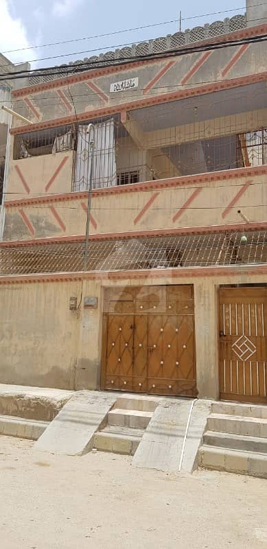 سُرجانی ٹاؤن - سیکٹر ڈی5 سُرجانی ٹاؤن - سیکٹر 5 سُرجانی ٹاؤن گداپ ٹاؤن کراچی میں 6 کمروں کا 3 مرلہ مکان 85 لاکھ میں برائے فروخت۔