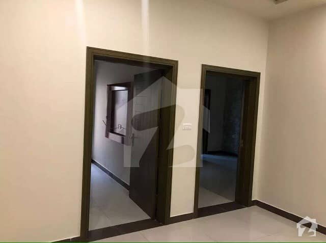 10 Marla House Available In Liaqat Town Gulberg Jinnah Colony