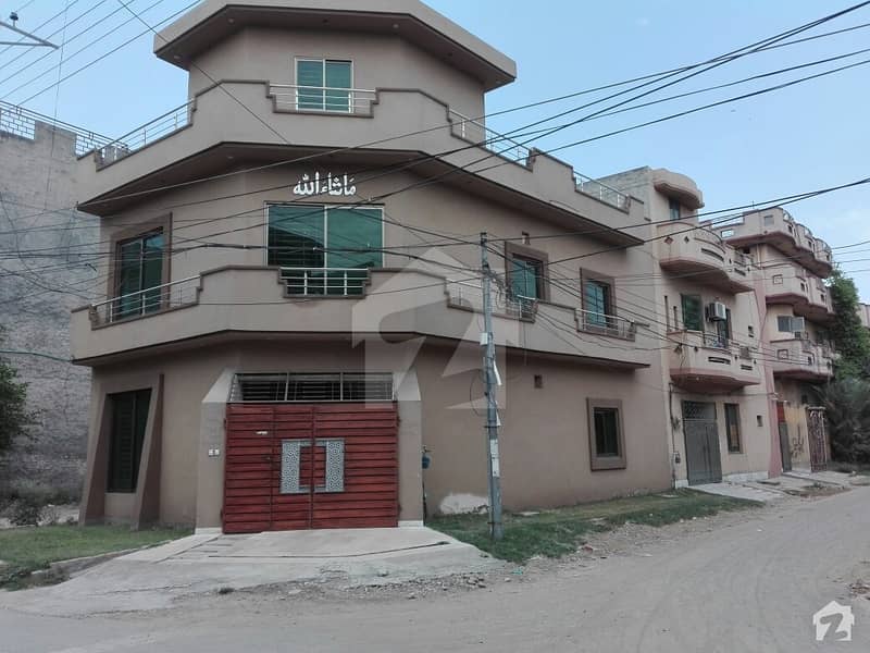 سبزہ زار سکیم ۔ بلاک ایچ1 سبزہ زار سکیم لاہور میں 4 کمروں کا 5 مرلہ مکان 1.3 کروڑ میں برائے فروخت۔