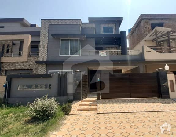 10 Marla House For Sale In G Block Of Central Park Lahore