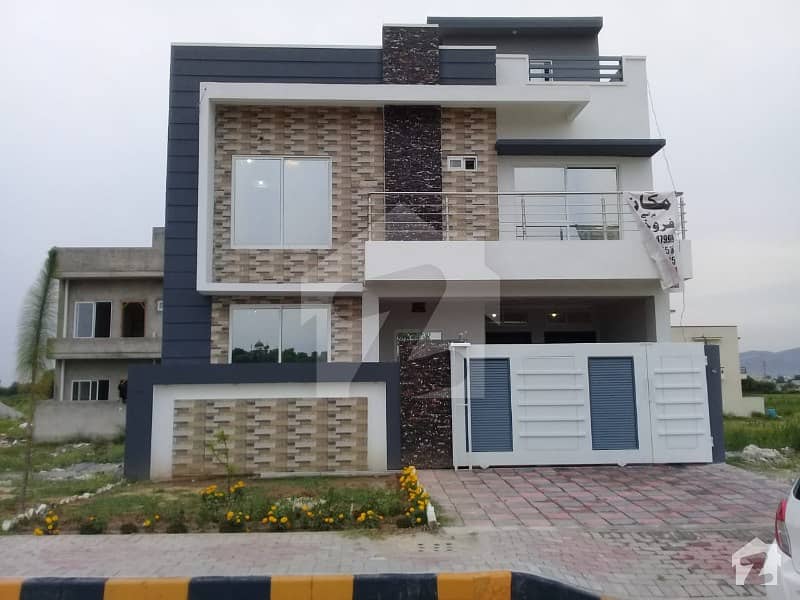 New House For Sale On Main 100 Sq Ft Road