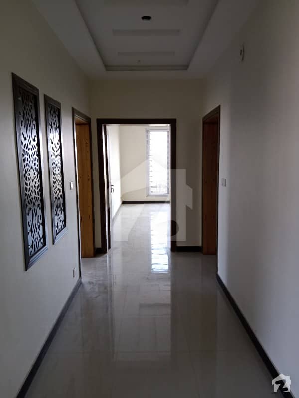 1 Kanal New Portion For Rent At Fair Price