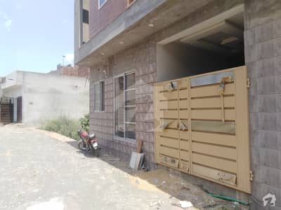 ملتان روڈ لاہور میں 4 کمروں کا 5 مرلہ مکان 1.51 کروڑ میں برائے فروخت۔ ملتان روڈ لاہور میں 4 کمروں کا 5 مرلہ مکان 1.51 کروڑ میں برائے فروخت۔