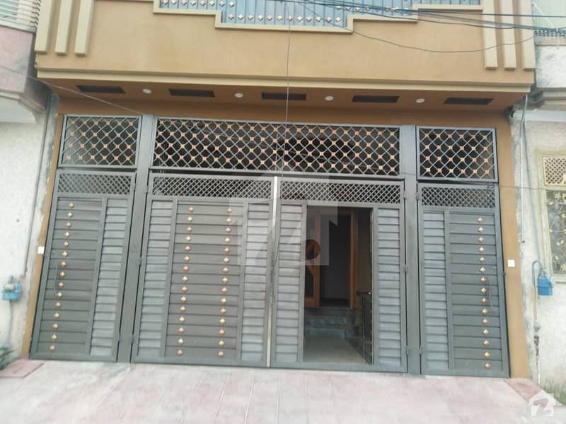 حیات آباد فیز 6 - ایف9 حیات آباد فیز 6 حیات آباد پشاور میں 7 کمروں کا 3 مرلہ مکان 1.3 کروڑ میں برائے فروخت۔