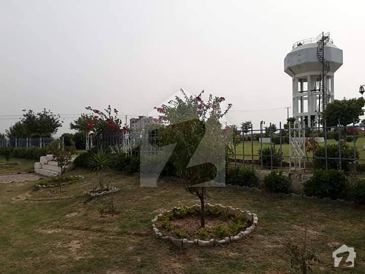 Beautiful Plot For Sale In University Town