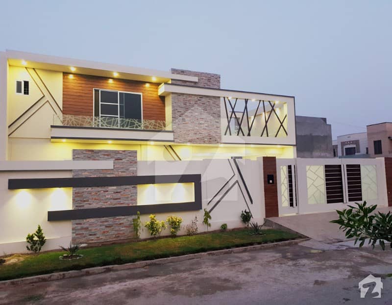 20 Marla Solid House For Sale In Model Town Multan