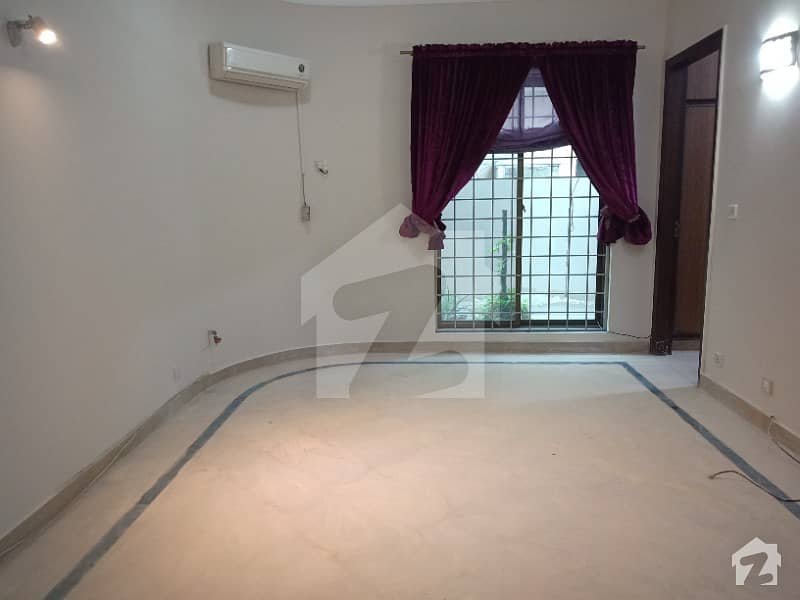 32 Marla Stylish Bungalow Is Available For Rent In Askari 3 Shami Road