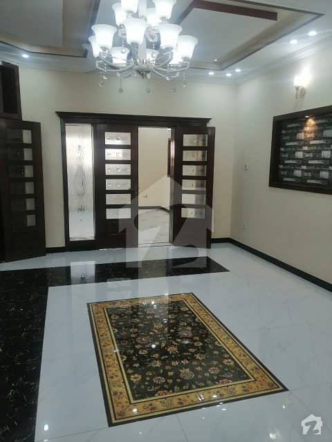 10 Marla Brand New House Is Available At Good Location 5 Bed