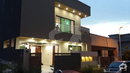 Bahria Town Phase 8 7 Marla Brand 15 Year Old House Single Unit House For Urgent Sale Final 125 Crore Bahria Town Phase 8 7 Marla Brand 15 Year Old House Single Unit House For Urgent Sale Final 125 Crore