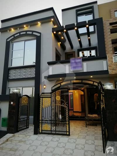5 Marla Luxury Brand New Lower Portion For Rent Nearby McDonald's 5 Marla Luxury Brand New Lower Portion For Rent Nearby McDonald's