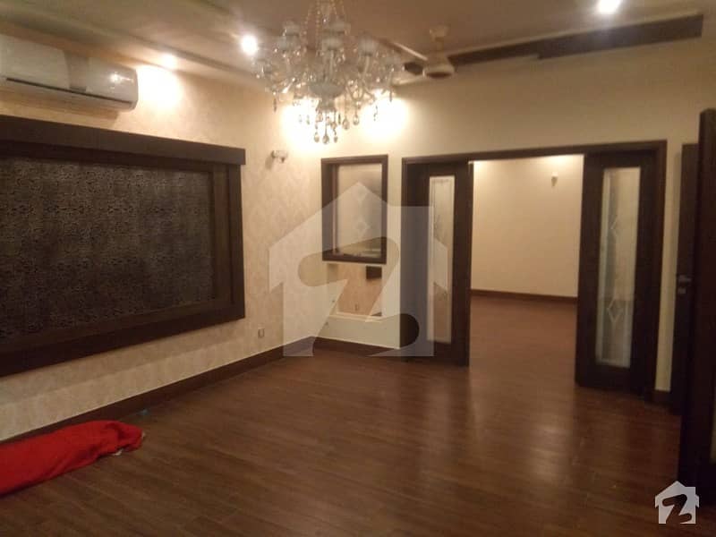 One Kanal Brand New  House Available For Sale  In Muslim Town Lahore