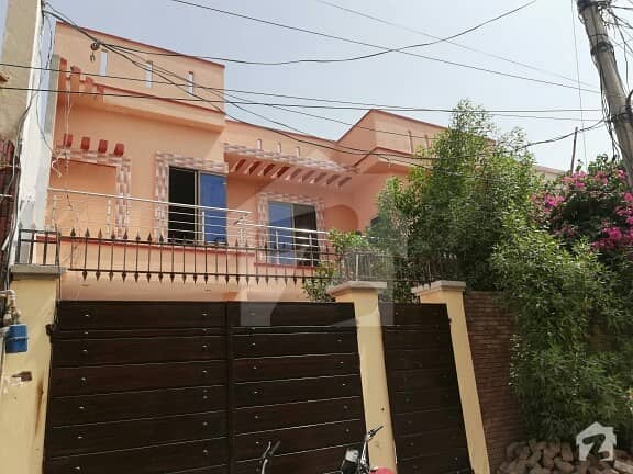 نیو ملتان ۔ بلاک وائی نیو ملتان ملتان میں 4 کمروں کا 10 مرلہ مکان 1.65 کروڑ میں برائے فروخت۔