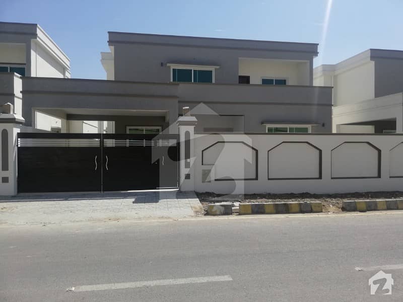 فالکن کمپلیکس نیوملیر ملیر کراچی میں 5 کمروں کا 1 کنال مکان 6.52 کروڑ میں برائے فروخت۔