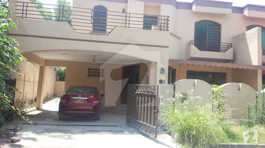 عسکری 12 راولپنڈی میں 4 کمروں کا 16 مرلہ مکان 3.3 کروڑ میں برائے فروخت۔