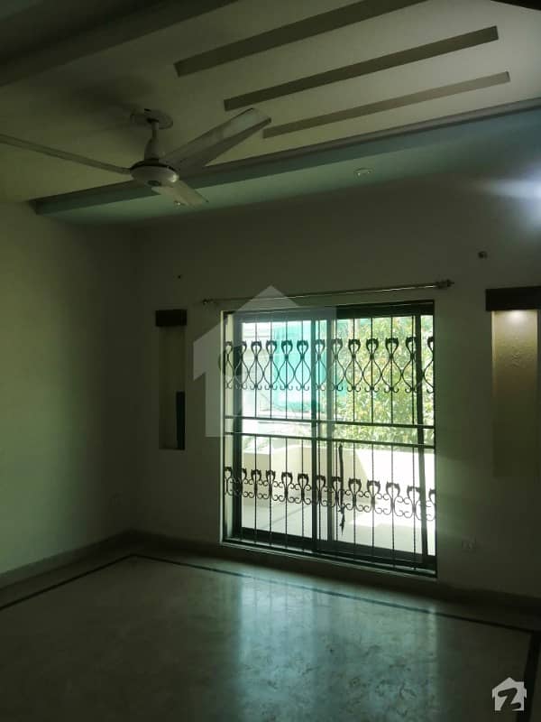 10 Marla Upper Portion For Rent In Abdalian Society Lahore