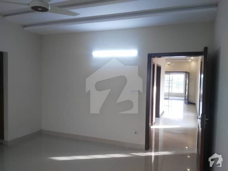 1 Kanal Brand Luxury Portion At Very Reasonable Rent In Dha Phase 6 Block C Lahore