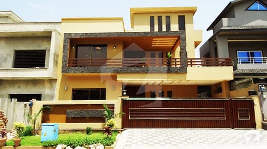 Spacious House Sized 10 Marla For Sale In Media Town Rawalpindi Spacious House Sized 10 Marla For Sale In Media Town Rawalpindi