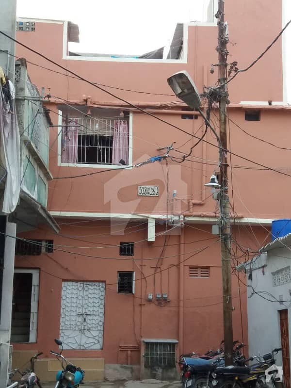 Ground +2 House For Sale  In Nafeesabad At Near P I B Colony