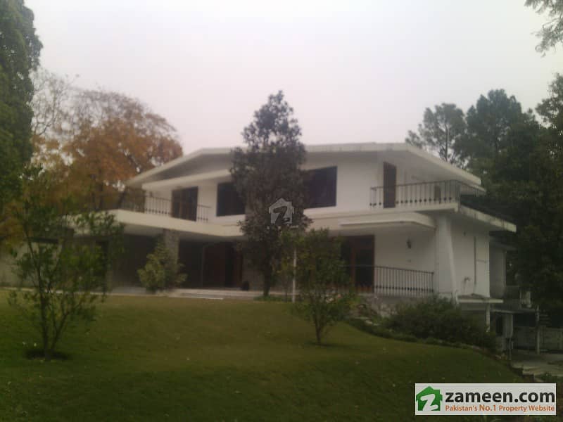 1166 Sq Yd Best Location House In F-7/3 1166 Sq Yd Best Location House In F-7/3