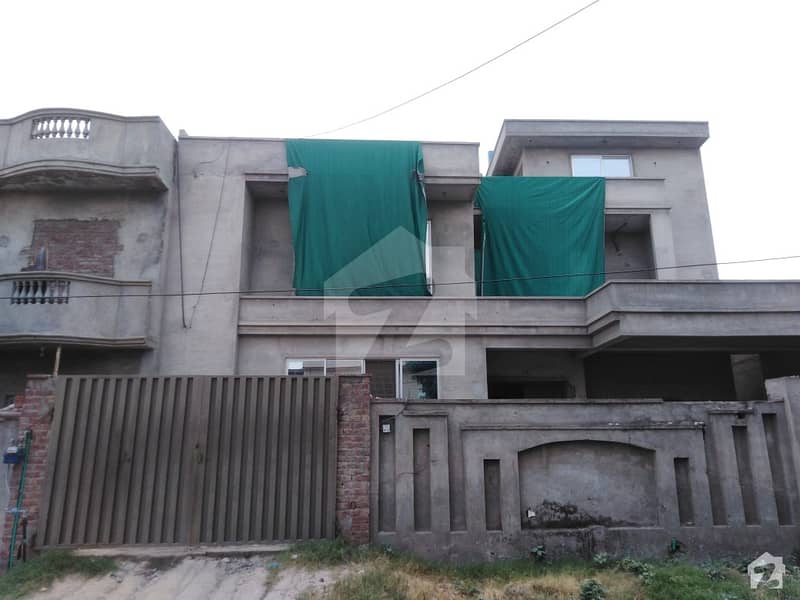 مرغزار آفیسرز کالونی ۔ بلاک ڈی مرغزار آفیسرز کالونی لاہور میں 6 کمروں کا 1 کنال مکان 3.75 کروڑ میں برائے فروخت۔