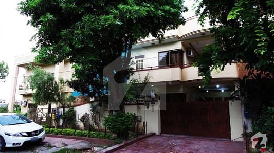 Luxurious 14-Marla Home In Central Location Of CDA Sector I-8/3 Islamabad Luxurious 14-Marla Home In Central Location Of CDA Sector I-8/3 Islamabad
