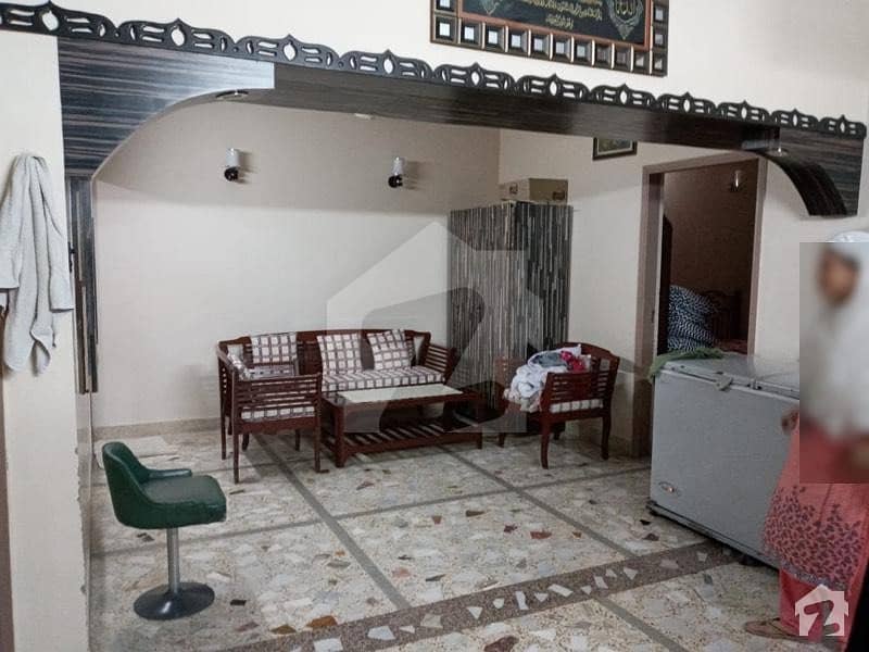 نیو ٹاؤن پولیس لائنز گلشنِ اقبال ٹاؤن کراچی میں 2 کمروں کا 7 مرلہ فلیٹ 2.25 کروڑ میں برائے فروخت۔