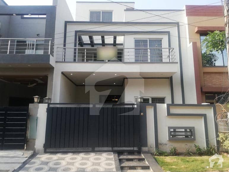 6 Marla House For Sale In A Extension Block Of State Life Phase 1 Lahore